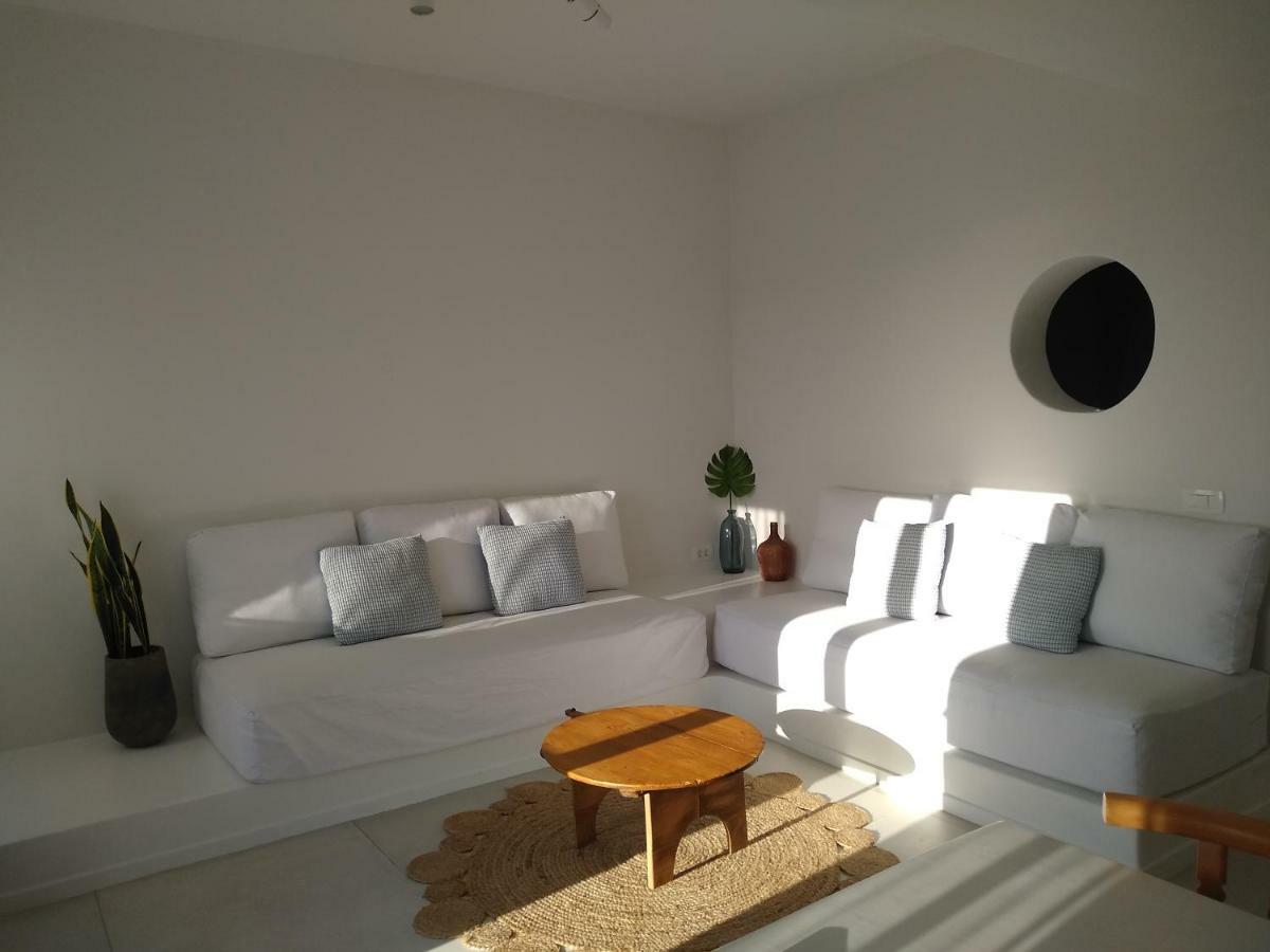 Sol-Mate Suites เอีย ภายนอก รูปภาพ