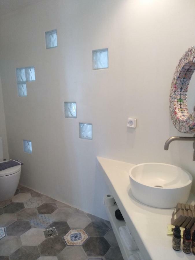 Sol-Mate Suites เอีย ภายนอก รูปภาพ